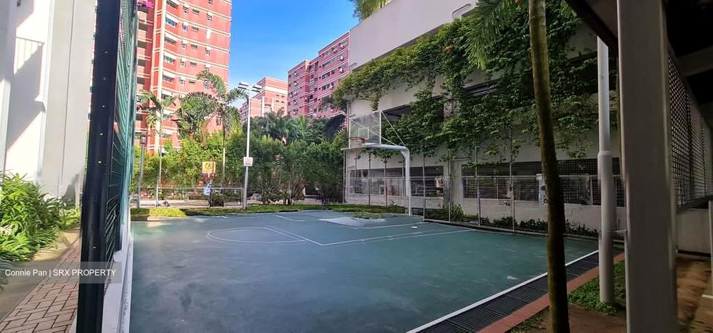 Oasis @ Elias (D18), Condominium #571330521